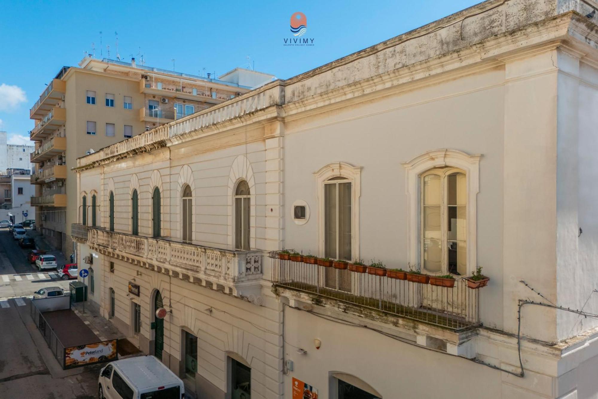Palazzo Grassi By Vivimy Hotell Gallipolli Exteriör bild